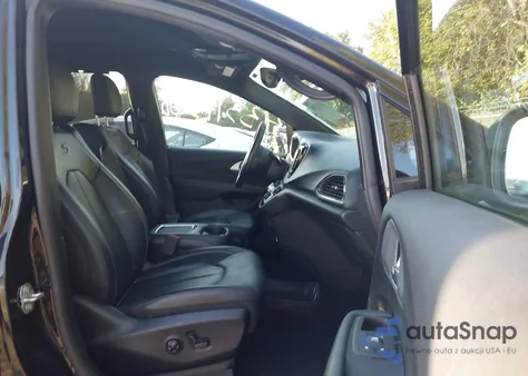 2019 Chrysler Pacifica Touring L Plus from USA, damaged, VIN 2C4RC1EG7KR667540